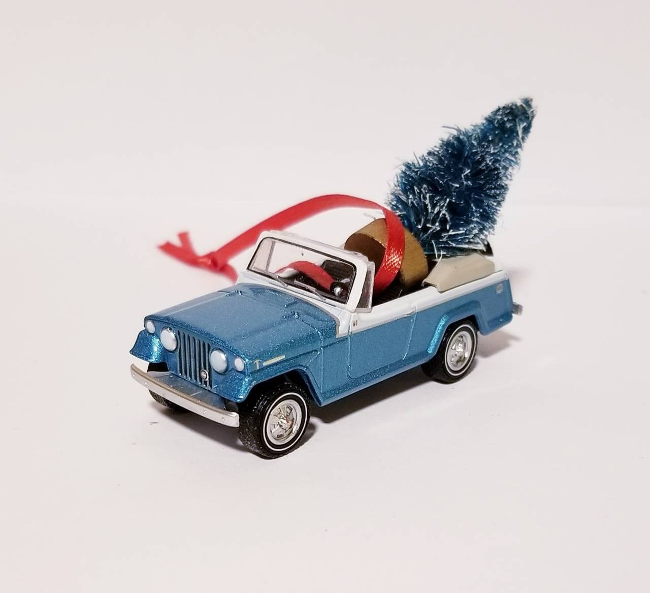 Jeep Jeepster Convertible Ornament with Tree