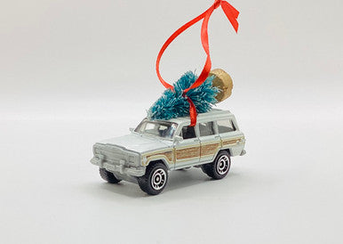 White Jeep Wagoneer Ornament with Tree