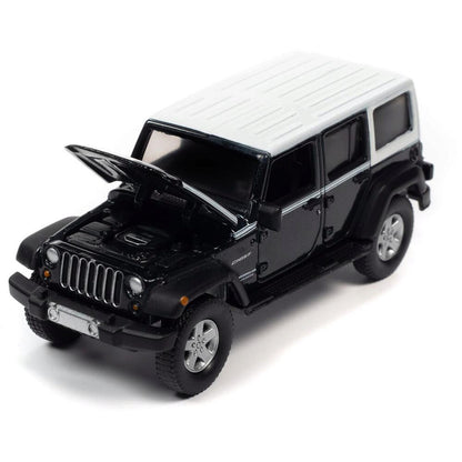 1/64 Auto World 2017 Jeep JK Wrangler Chief Edition (Rhino) Diecast Car Model