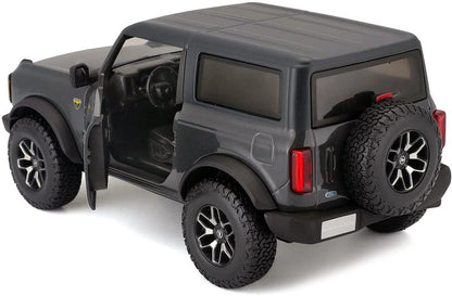 2021 Ford Bronco Badlands Gray Metallic with Black Top Special Edition 1/24 Diecast Model Car by Maisto 31530