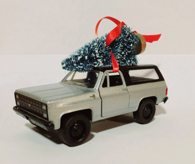 Chevrolet Blazer Silver Ornament with Tree