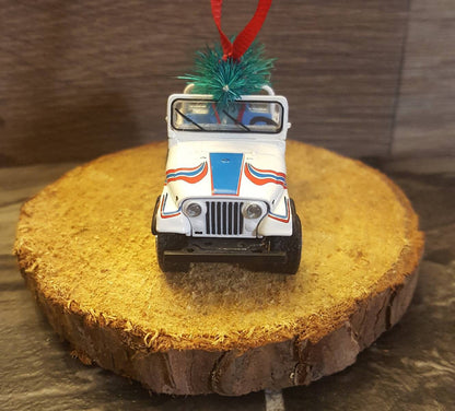 1976 Jeep CJ5 Ornament