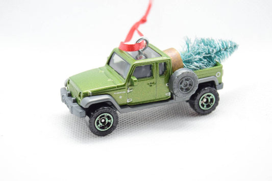 Jeep Gladiator Pick Up with Tree