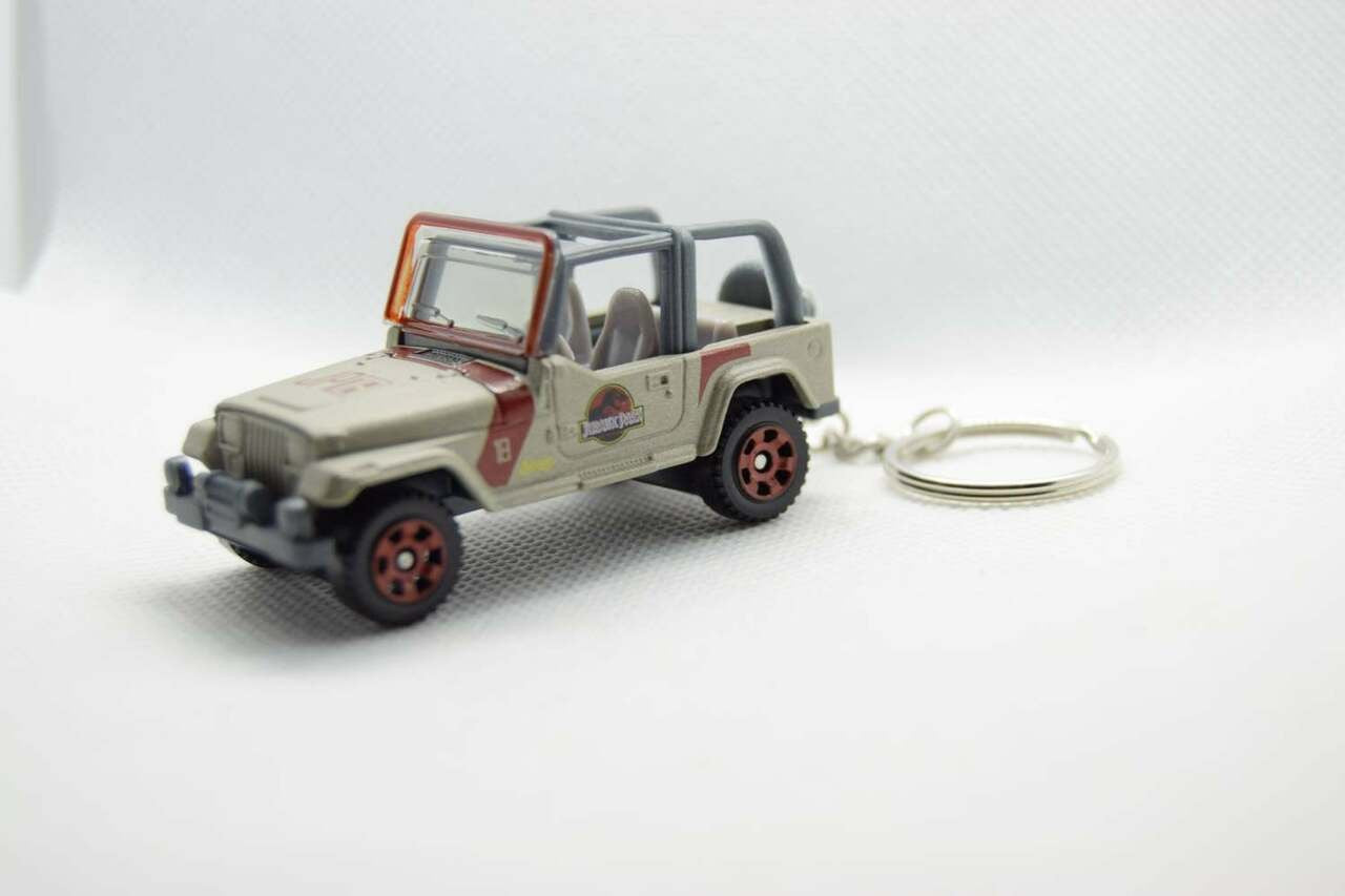 Jurassic Jeep Wrangler JP 18 YJ Keychain