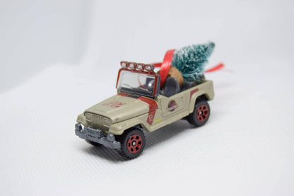 Jeep Wrangler JP12 Jurassic Park Ornament