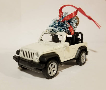 Jeep Wrangler JK 2 door Ornament with Tree
