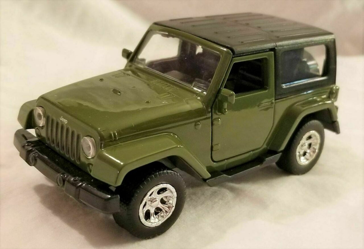 JADA 1:32 JUST TRUCKS - 2014 JEEP WRANGLER Green) — Offroad Collectibles.